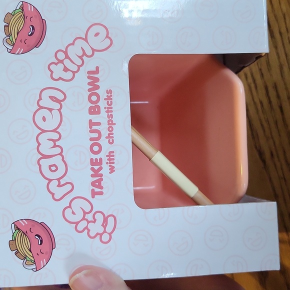 It's Ramen Time.  Ceramic take out Ramen bowl with chopsticks. - Picture 3 of 6